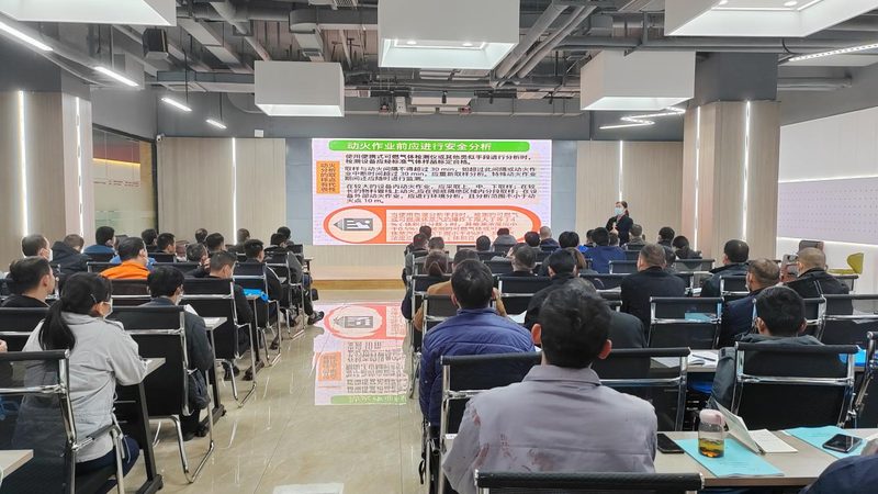 执业药师资格证自学还是报班
