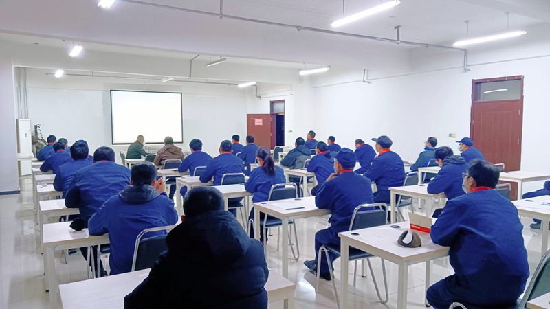 叉车培训拿证时间：揭秘叉车操作证获取的流程与周期