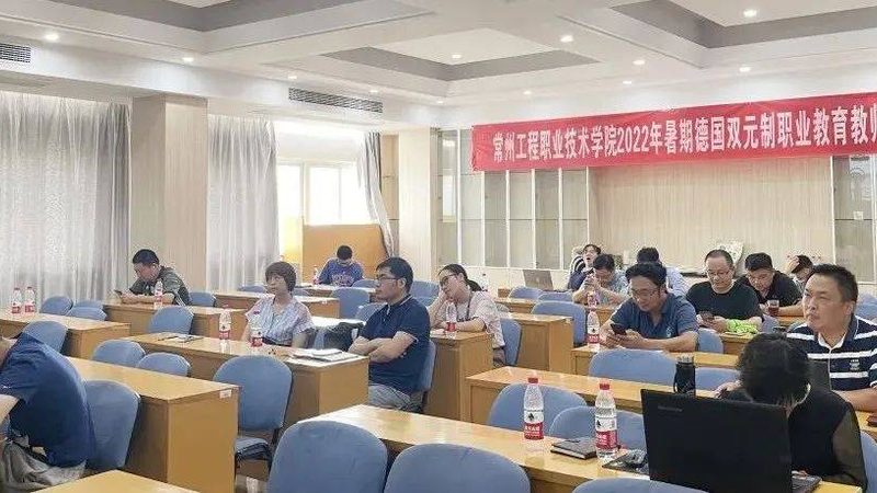 心理咨询师培训代理公司，如何选择更合适？**